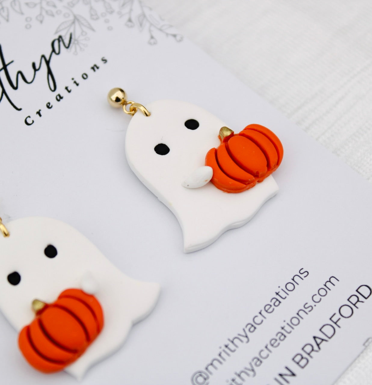Ghost with pumpkin