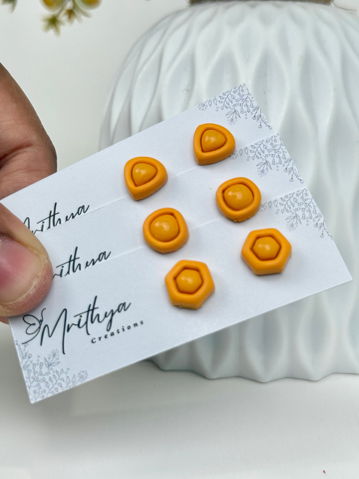 Mustard Studs