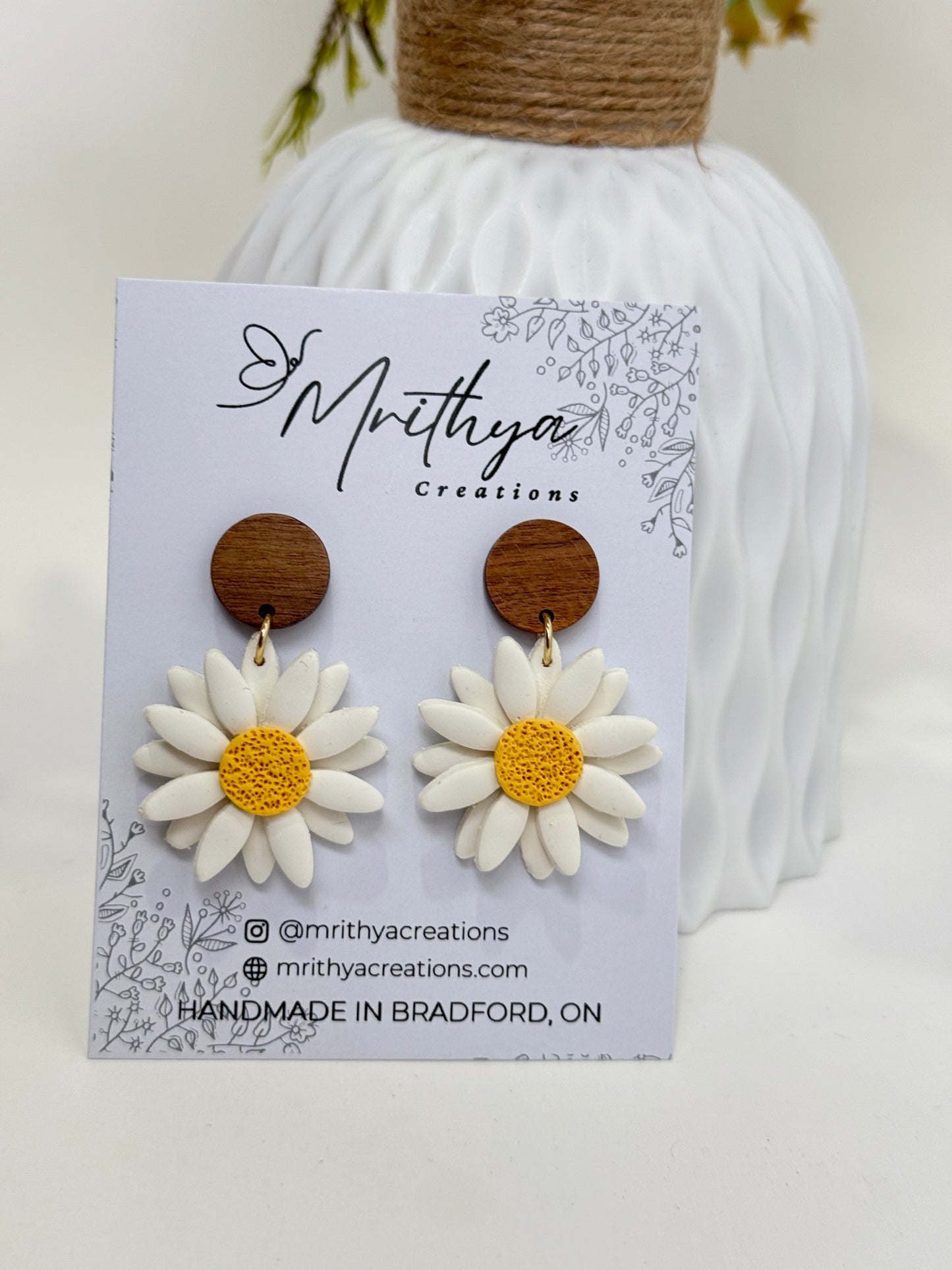 Daisy Dangles
