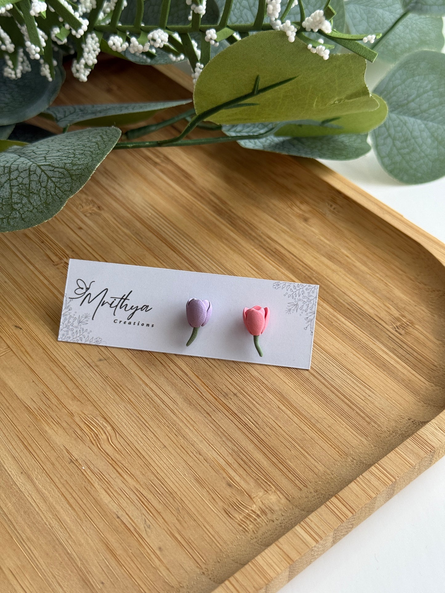 Tulip studs
