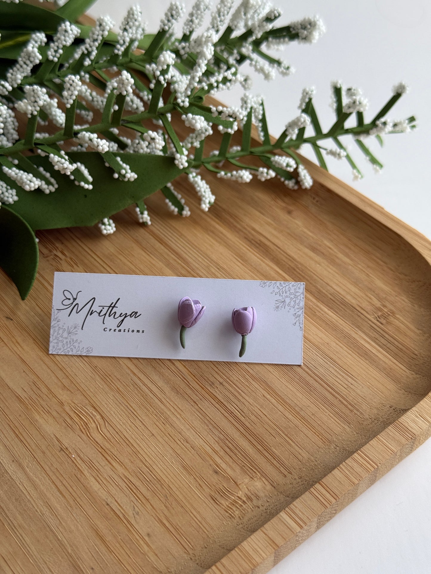 Tulip studs