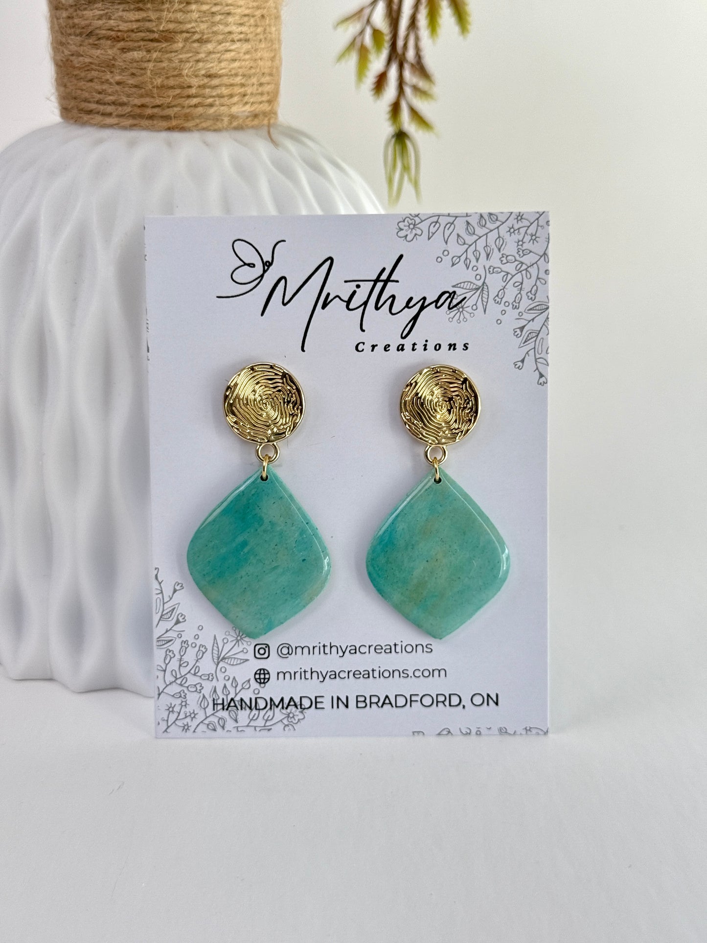 Turquoise ornament earring