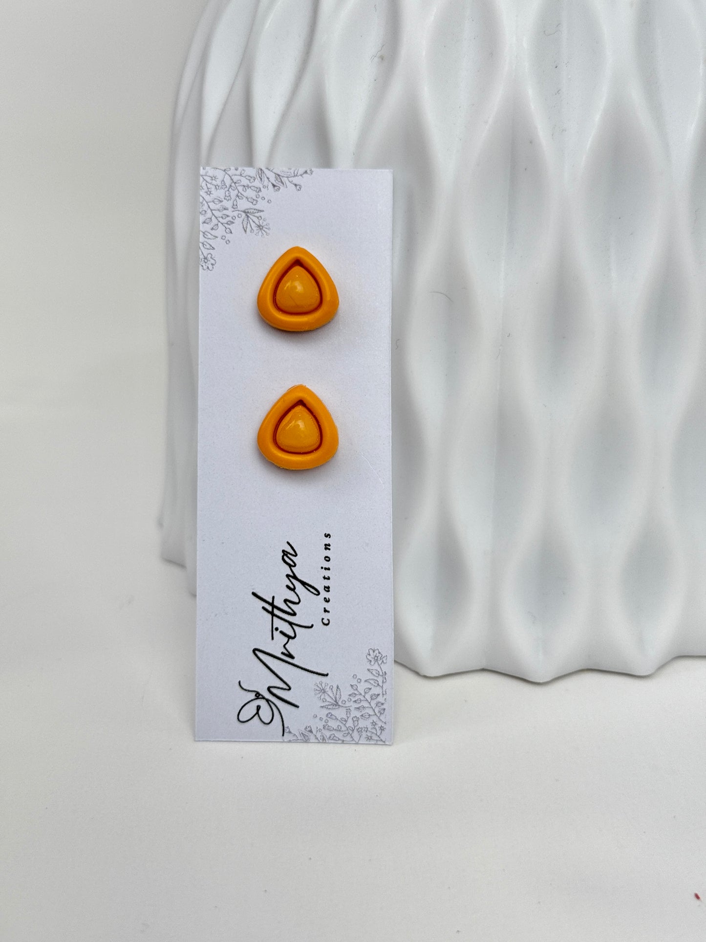 Mustard Studs