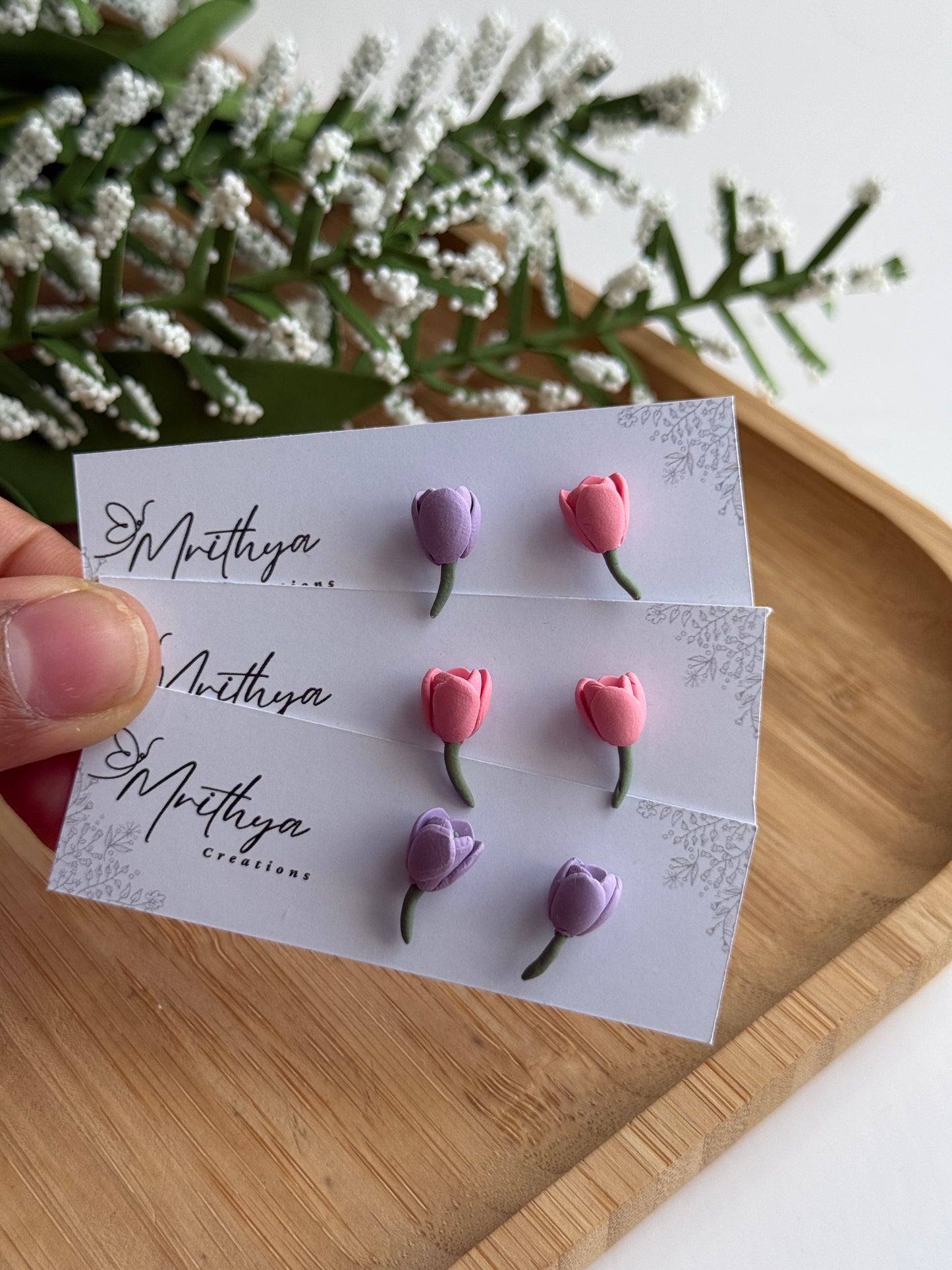 Tulip studs