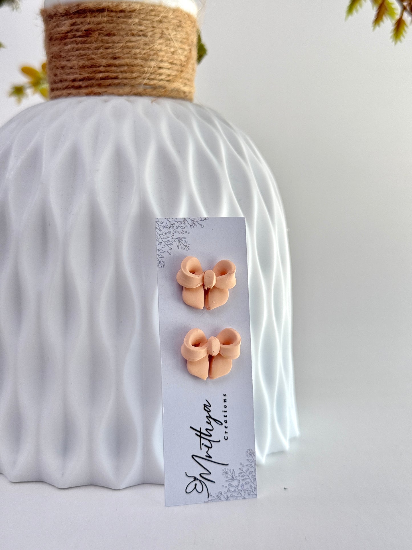 3D Bow studs