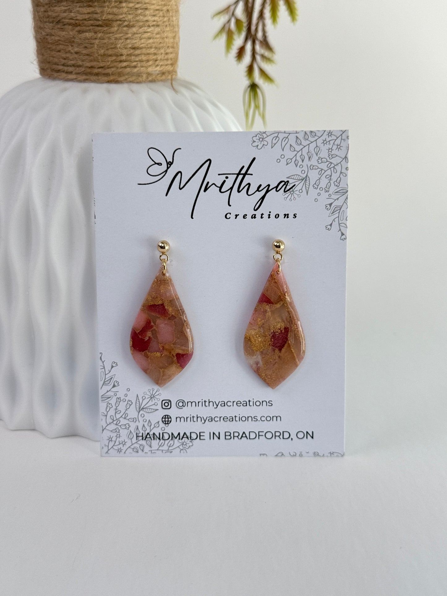Berry Sway earring