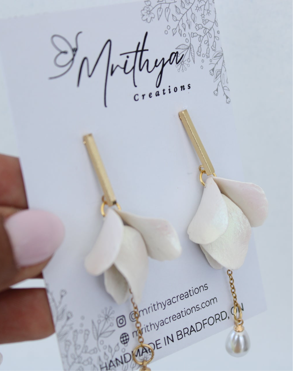 Pearl Petal Hoop