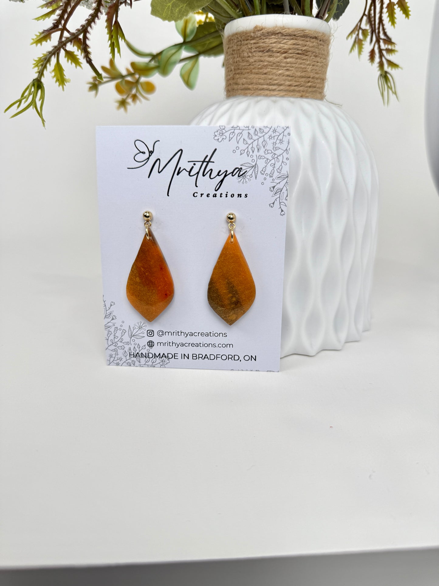 Tortoise shell sway earring