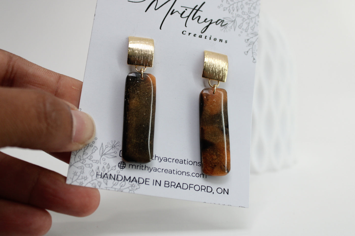 Dainty Tortoise shell earring
