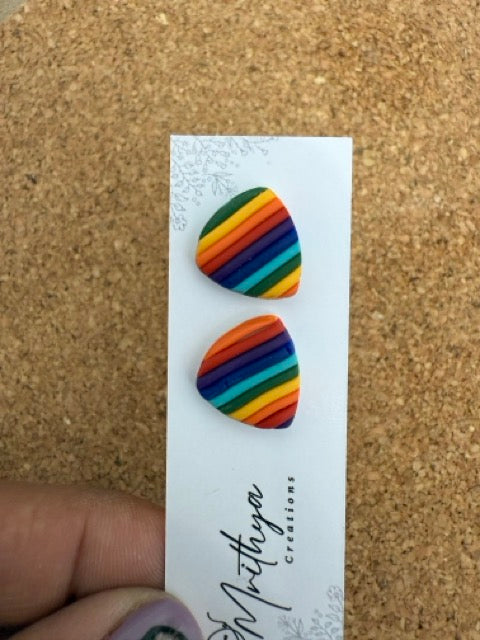 Rainbow tri stud