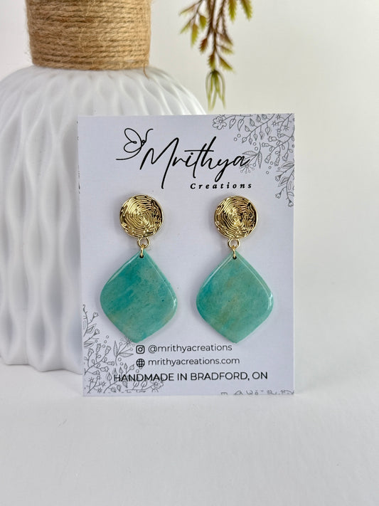 Turquoise ornament earring