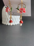 Dreamy Earrings w mushroom
