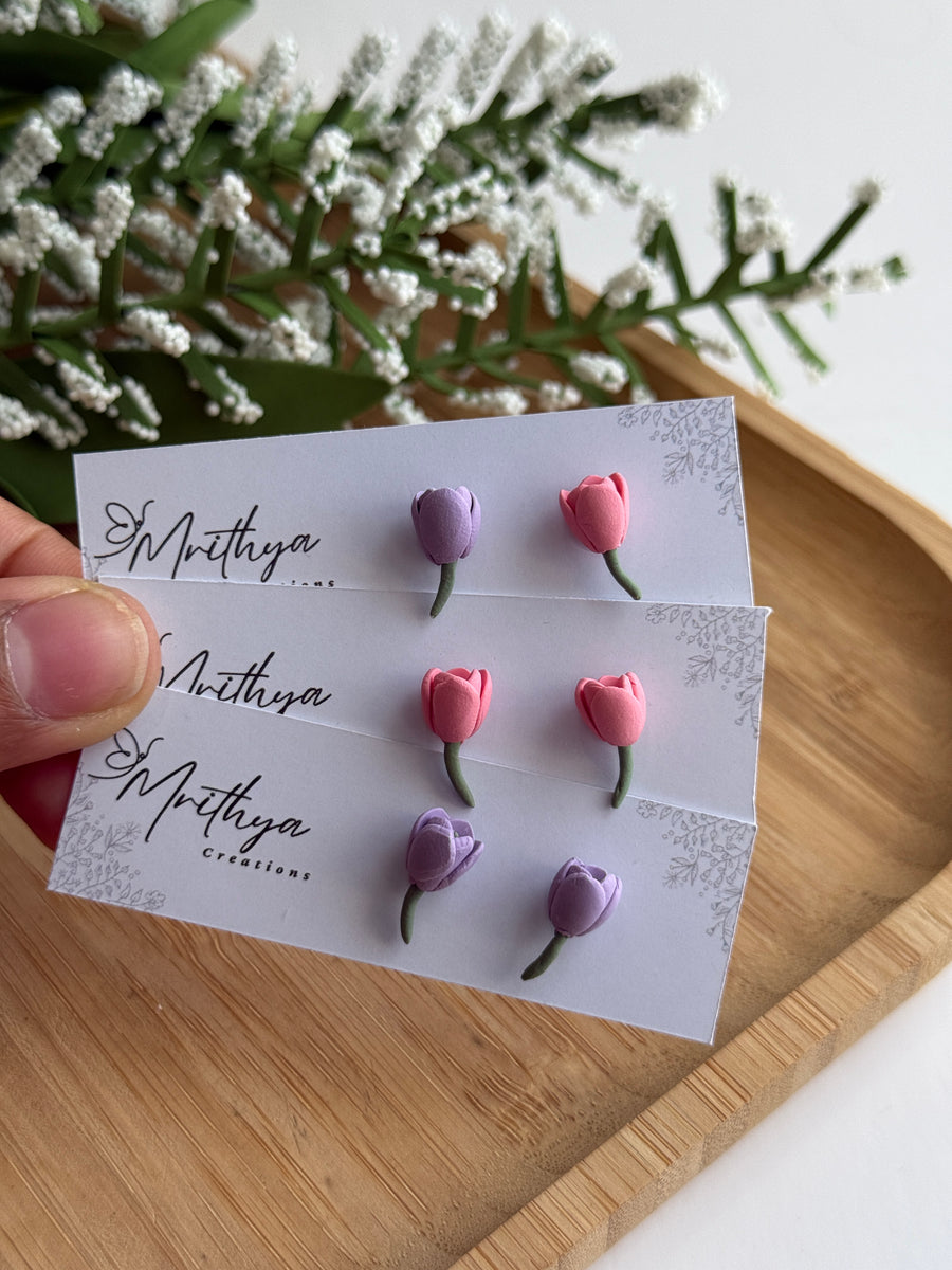 Tulip studs