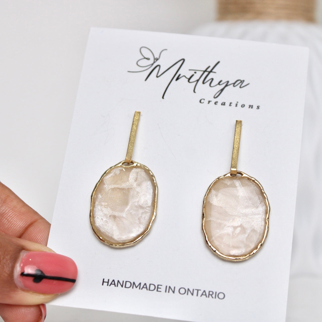 Pearl T drop earring