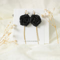 Small Black roses statement