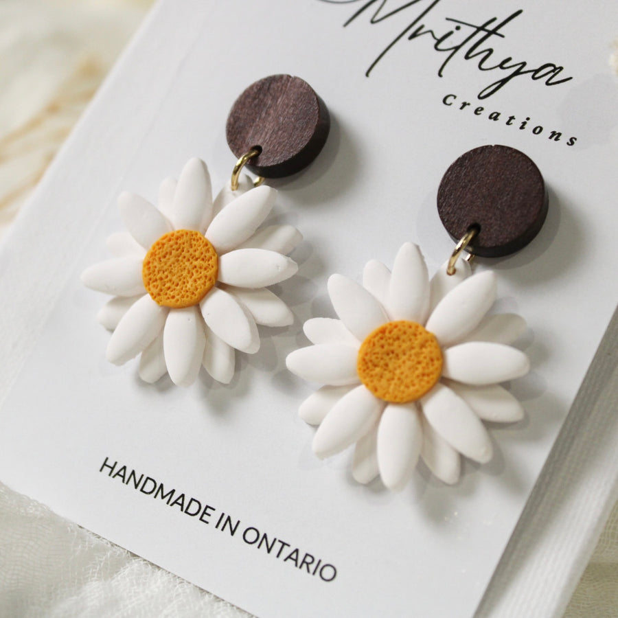 Daisy Dangles