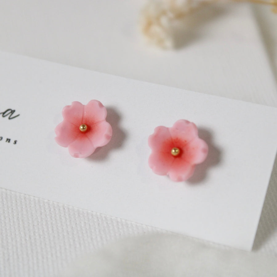 Sakura Stud